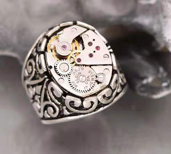 Vintage Style Men's Ring SwagDials